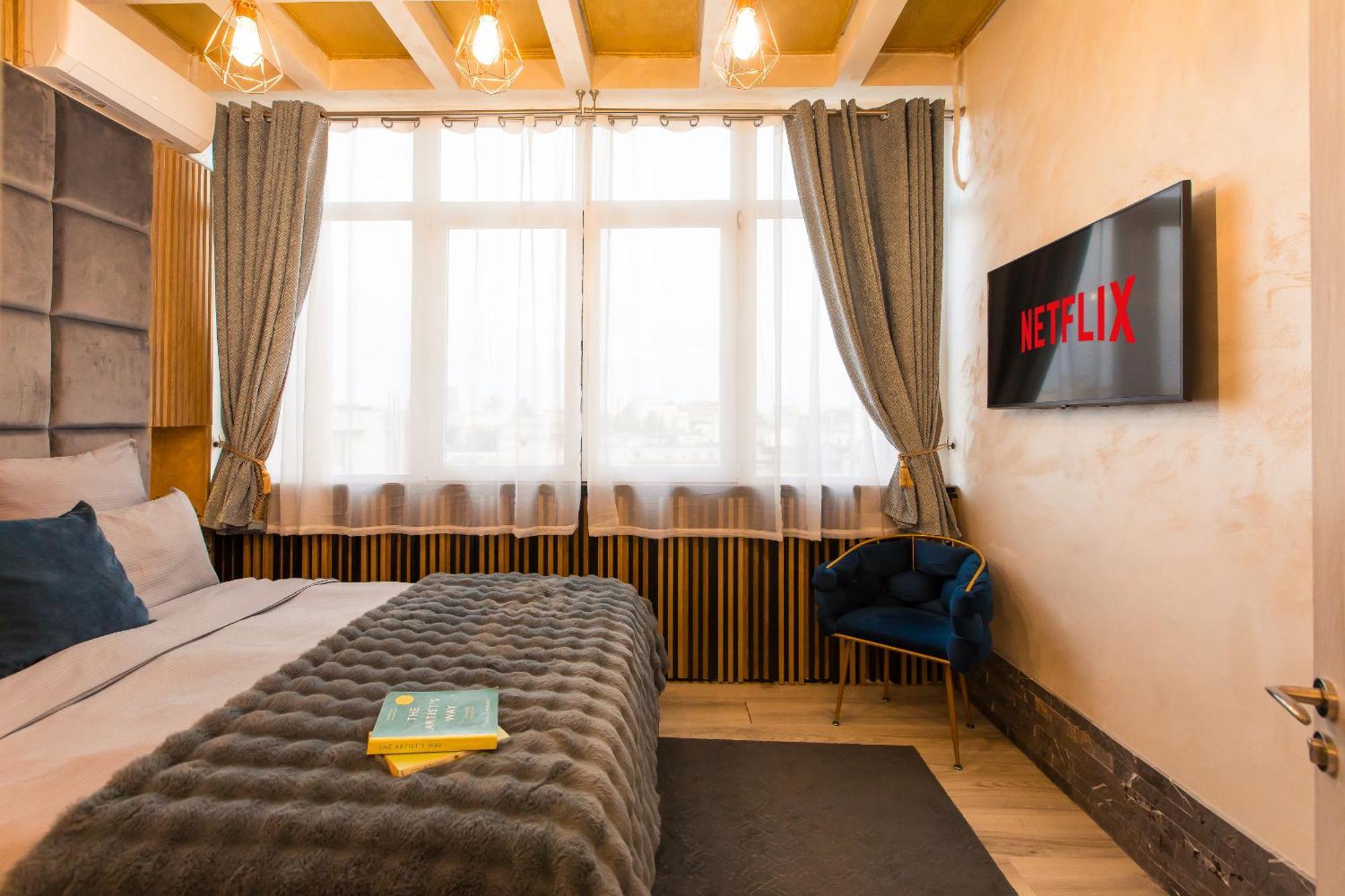 Royalty Apt With City Views On Calea Victoriei Bucarest Esterno foto