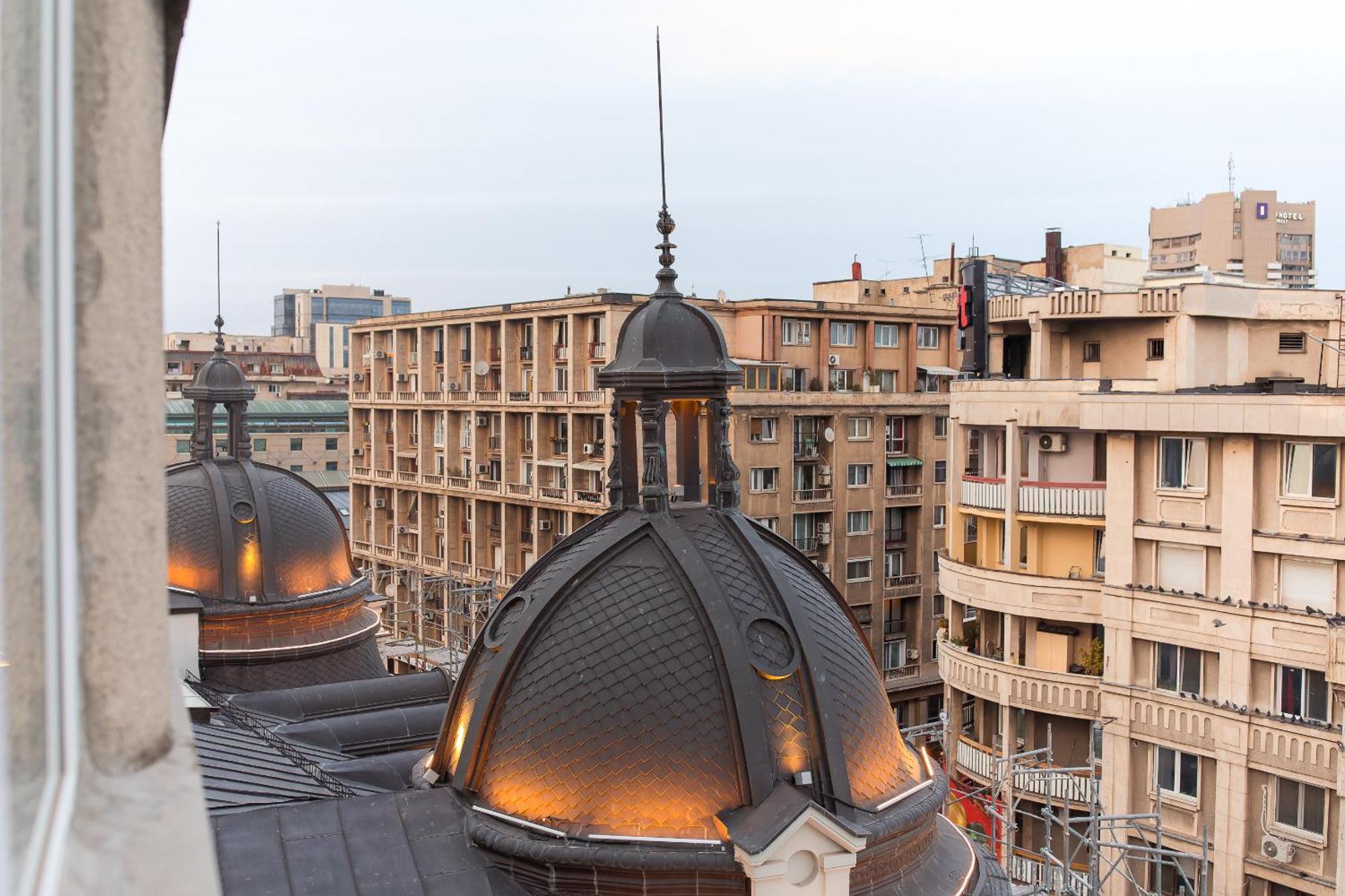 Royalty Apt With City Views On Calea Victoriei Bucarest Esterno foto