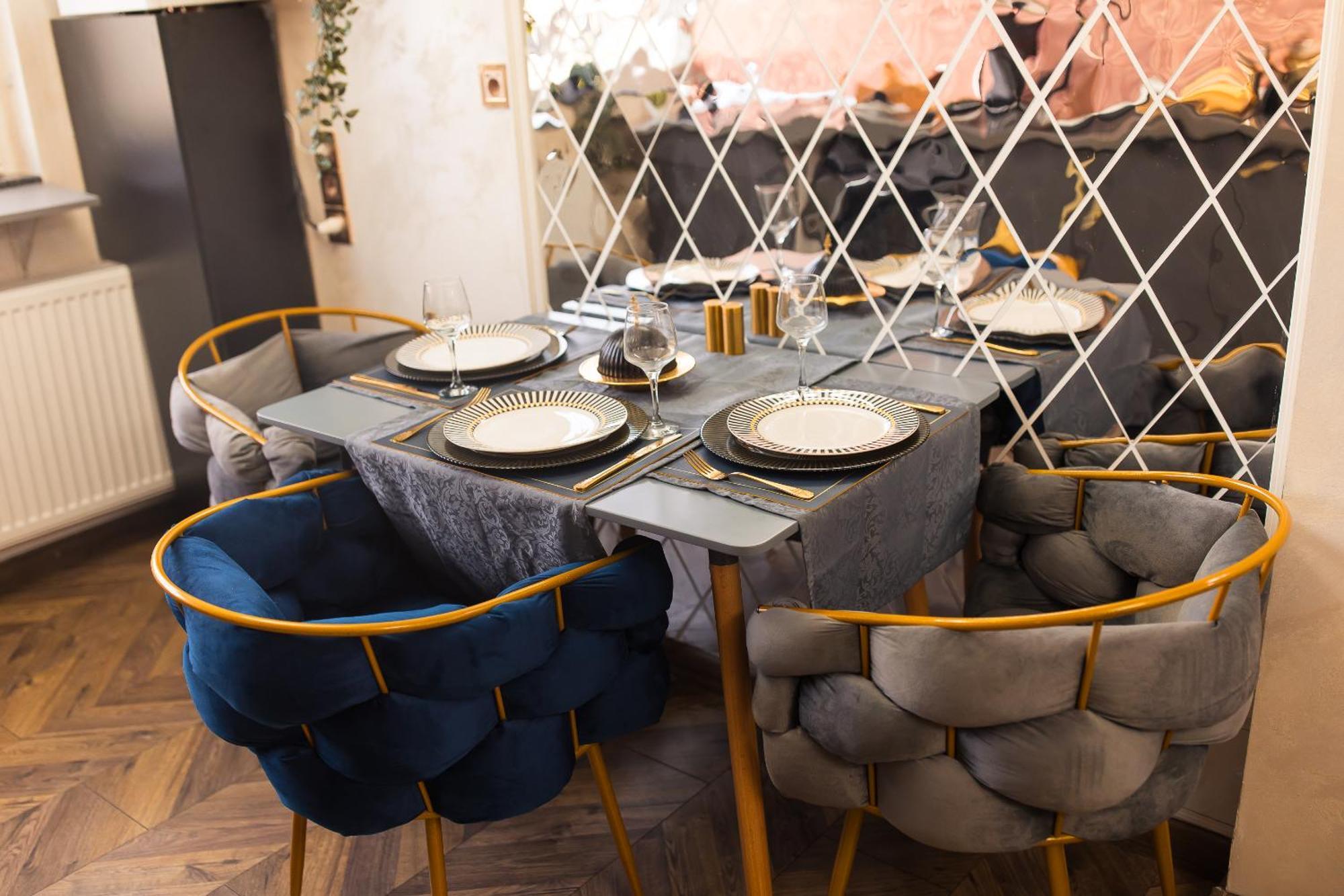Royalty Apt With City Views On Calea Victoriei Bucarest Esterno foto