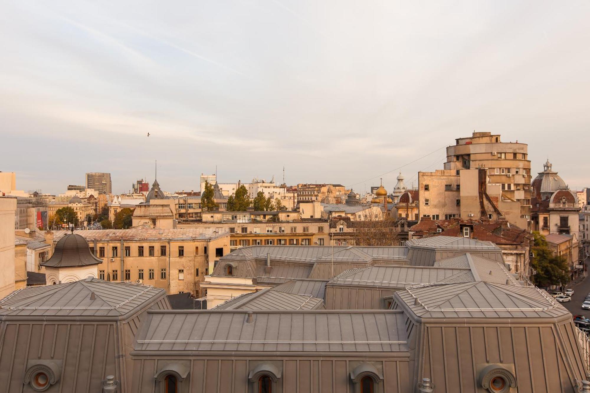 Royalty Apt With City Views On Calea Victoriei Bucarest Esterno foto
